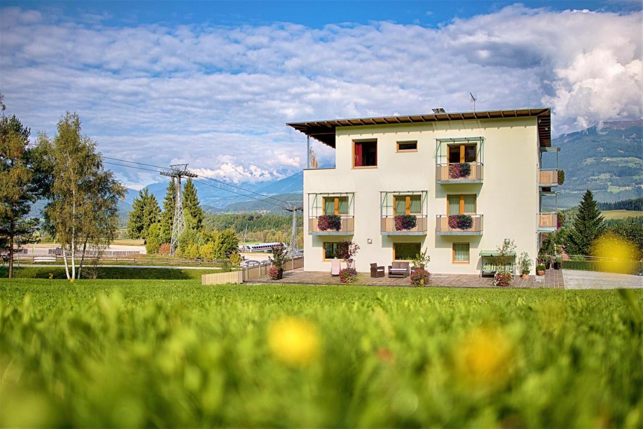 Bed and Breakfast Garni Schorneck à Brunico Extérieur photo