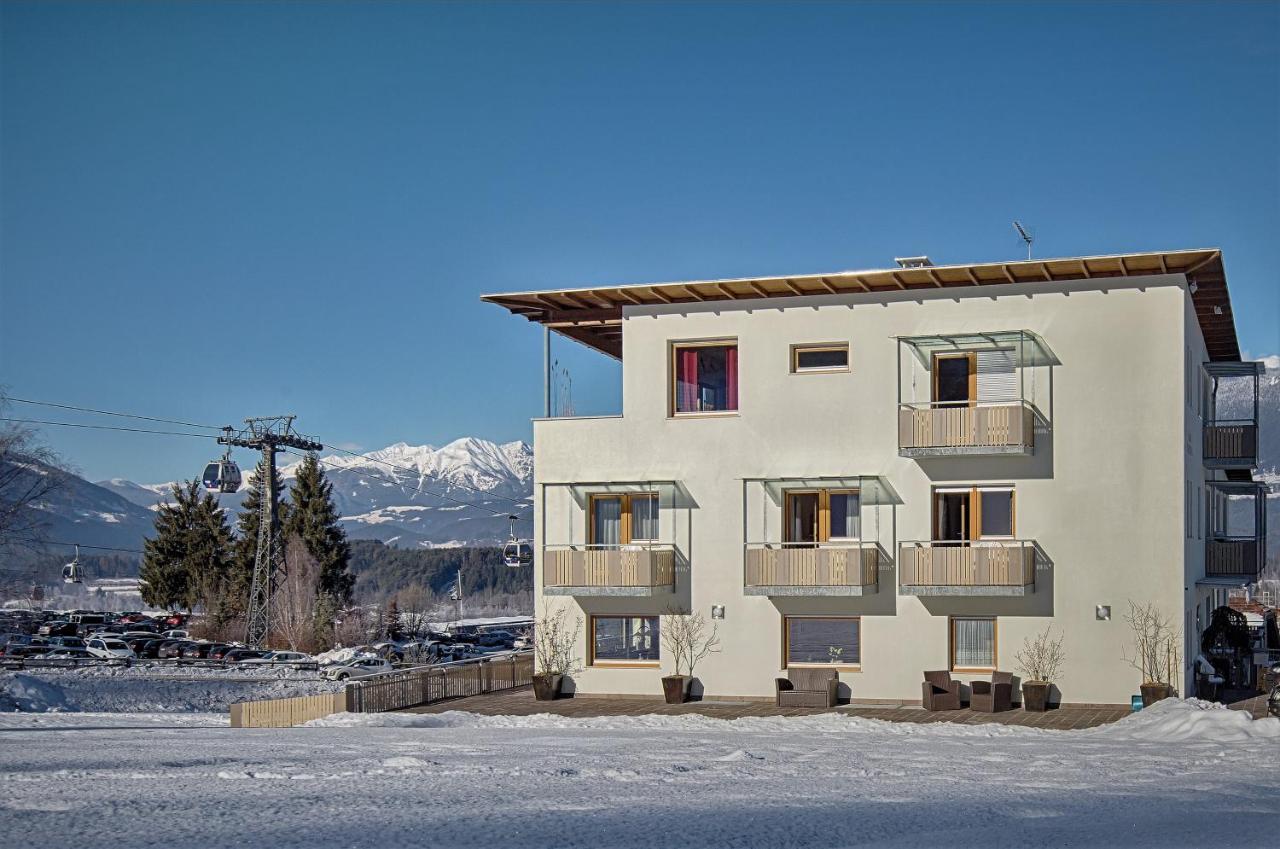 Bed and Breakfast Garni Schorneck à Brunico Extérieur photo